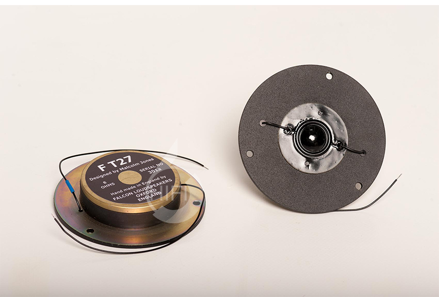 Falcon Acoustics LS3/5a,英国隼Falcon Acoustics LS3/5a 胡桃树根木书架音箱,英国隼Falcon Acoustics LS3/5a 音箱