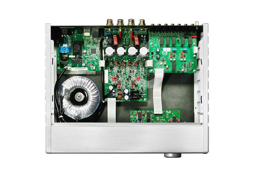 德国T+A MP1000E CD机,德国T+A PA1000E合并功放,德国T+A TCD-310S落地箱,德国T+A 套装组合