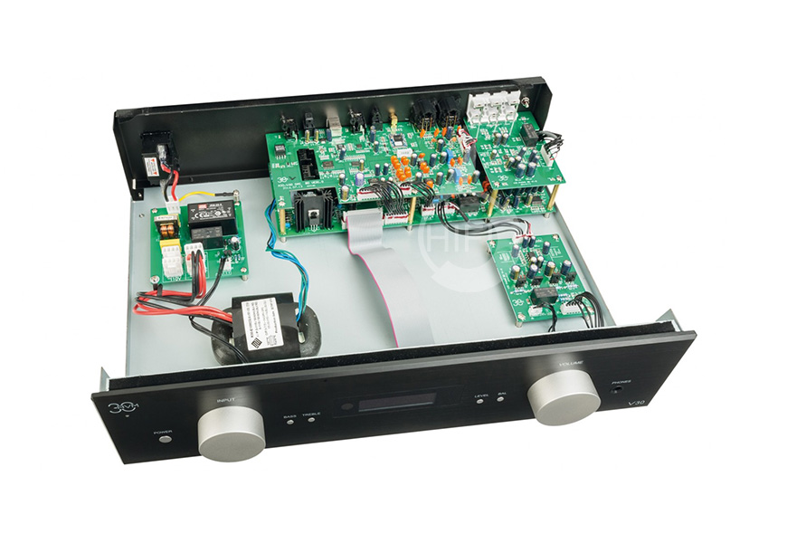 AVM V30 前级,德国AVM HIFI功放