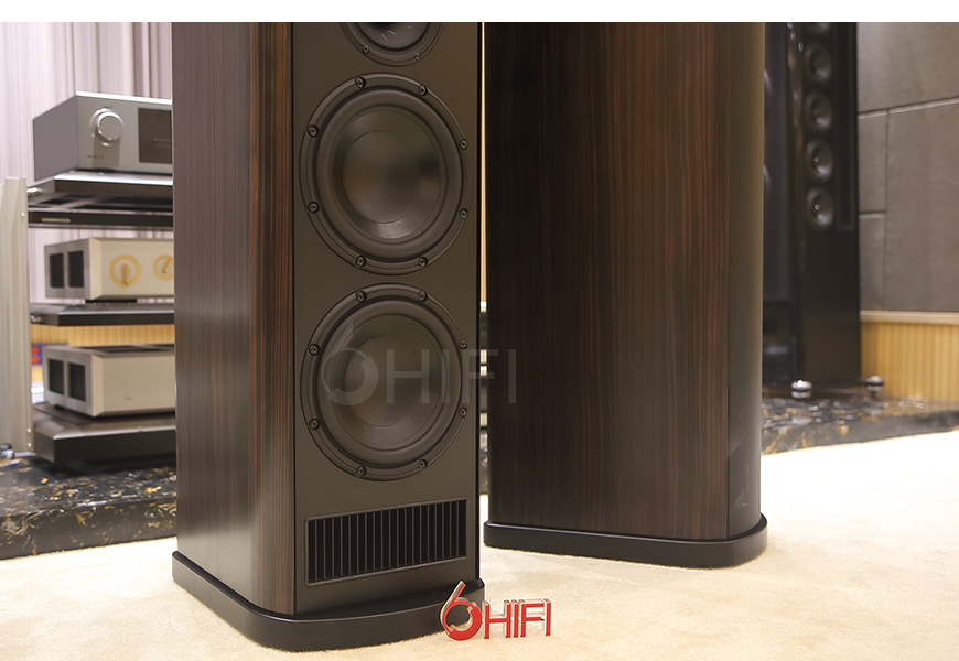 T+A TCD 110 S 落地箱,T+A TCD 110 S,TCD 110 S