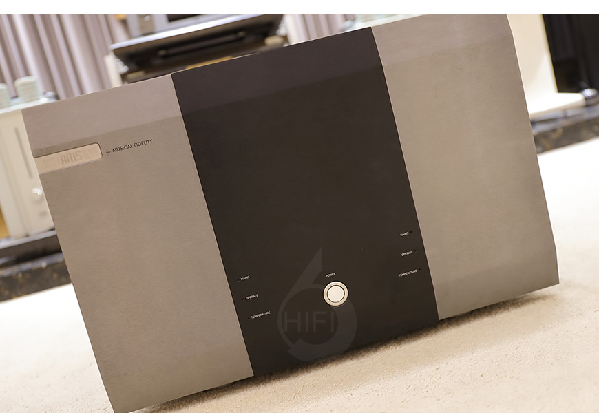 英国,音乐传真 Musical Fidelity,音乐传真,Musical Fidelity,AMS100,后级功放,AMS100 后级,功放